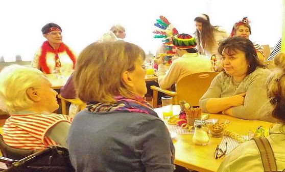 Scharstein: Faschingsfest im Bezirksseniorenheim.