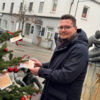 Weihnachtsbaum-Aktion in Gemeinden in Grieskirchen und Eferding hilft den CliniClowns