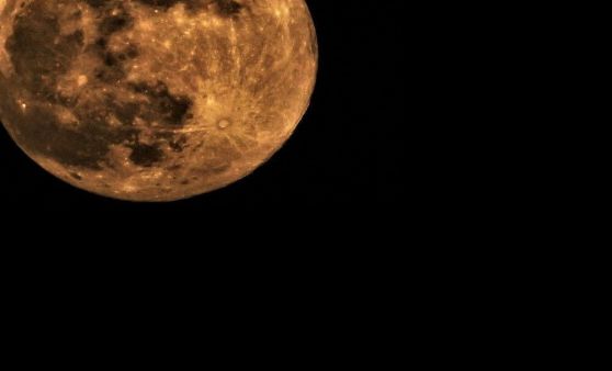 Supervollmond April 2020