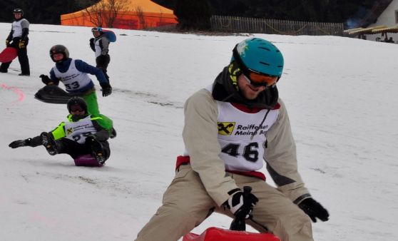 Spaß und Action beim Zipfelbobrennen