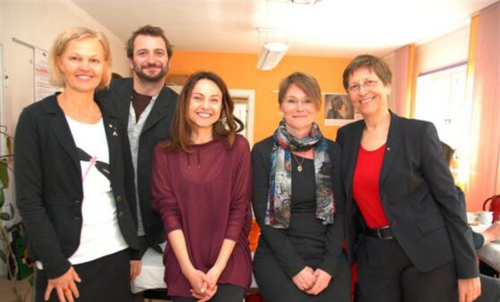 Brot und Rosen zum Weltfrauentag