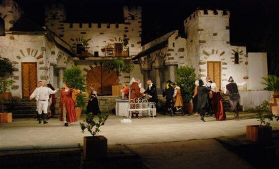 Liebe und Intrige auf der Aiserbühne