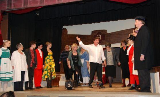 Premierenabend: Moliers "Der eingebildete Kranke"