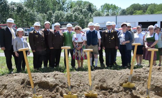 Spatenstich für neue Einsatzzentrale in Au