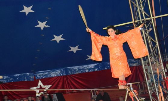 Weihnachtszirkus Kaiser gastierte im Donaupark Mauthausen