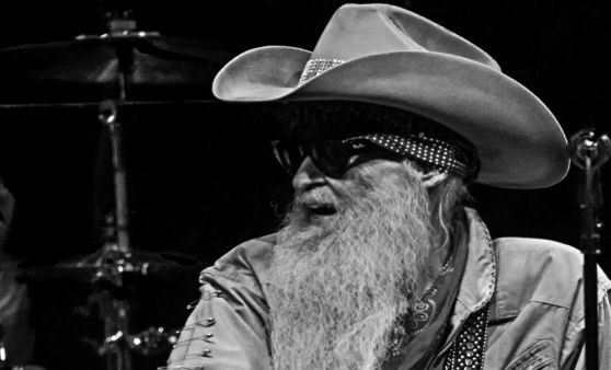 Billy F.Gibbons & The BFG Support: Groovin Karma