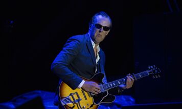 Joe Bonamassa                                                                                   www.aleks-photo.com