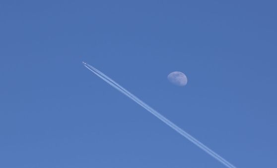 Gerade noch vorbei geflogen am Mond!