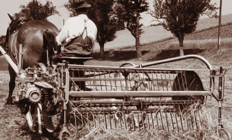 150 Jahre Pöttinger: Vom Kleinen Handwerksbetrieb Zum Internationalen  Landmaschinenhersteller