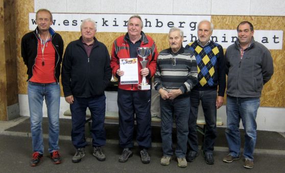 Der Pensionistenverband ist neuer Hobby-Asphaltstock-Meister in Kirchberg-Thening