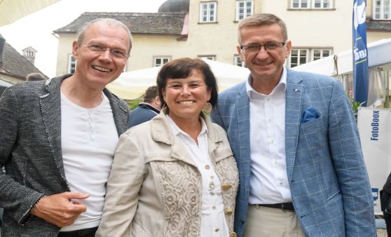 Tips Empfang Burg Clam bei Europe und Scorpions am 2. August 2019