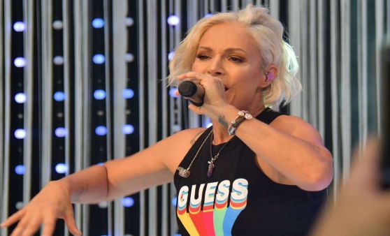 Michelle rockt die Bühne