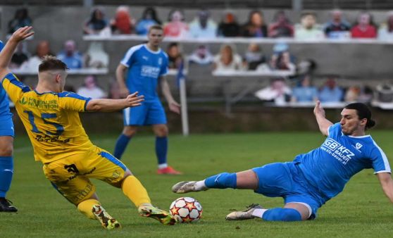 Unerwartete Niederlage der Union KFZ Bauer Thalheim gegen Aufsteiger FC Spitz Attnang!