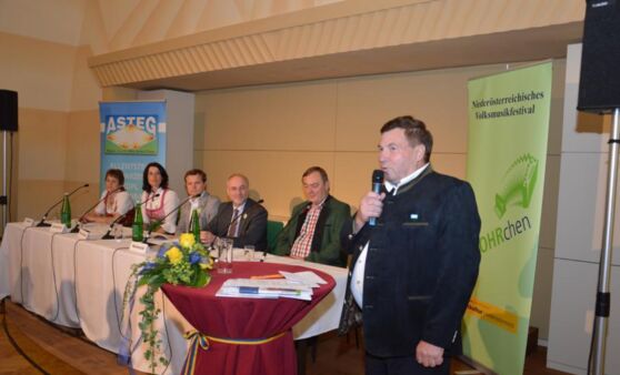 AufhOHRchen 2015: Volksmusikalisches Begegnungsfest begeistert 14.000 Besucher