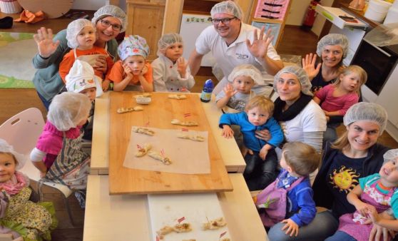 Nikolo-Backstunde im Sonnentor-Sonnenscheinchen
