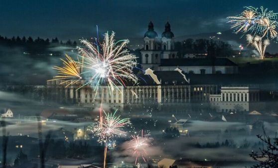 Silvesterfeuerwerk in St. Florian