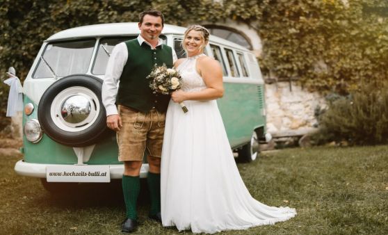 Barbara und Michael feierten ihre Traumhochzeit im Seeschloss Ort