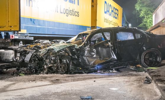 24-Jähriger nach Pkw-Unfall schwer verletzt