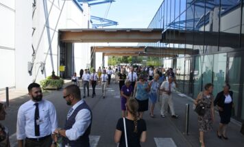 3.140 Besucher strömen in die Messehalle 21