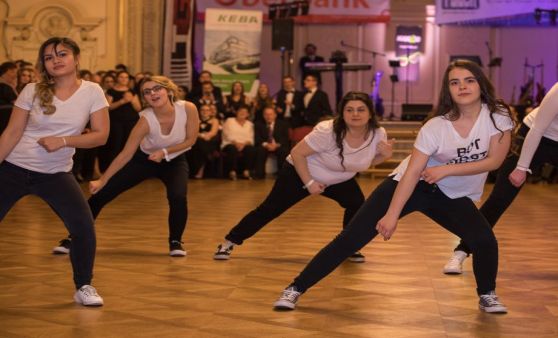 HAK vs. HTL - Business trifft Technik