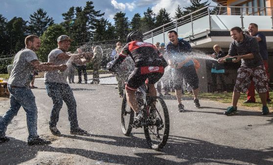 Challenge: mit dem Mountainbike 7118 Höhenmeter in 17 Stunden