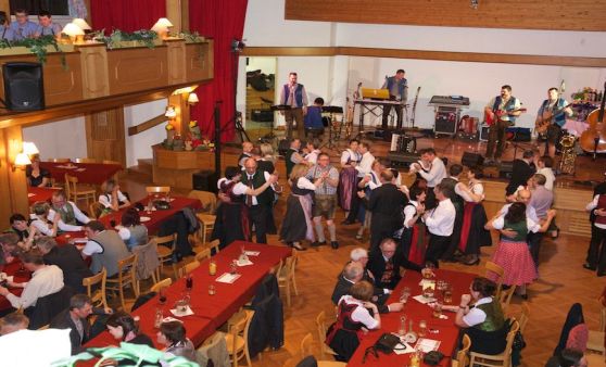 Adlwanger Bauernball 2017 in der Bürgerhalle