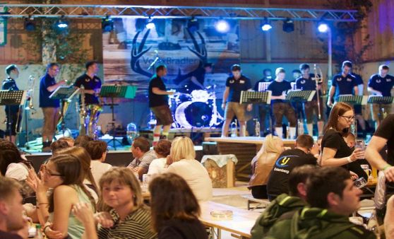 "Hobts enk zsam" - Esternberg am 9. September