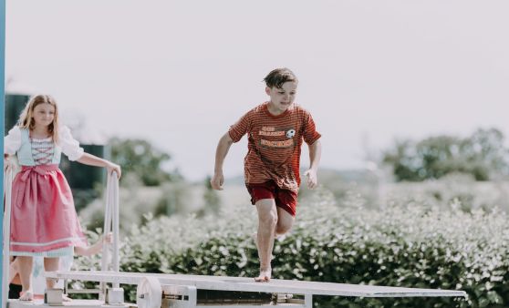 Dirndl- und Lederhosenspringen, Pregarten 2019