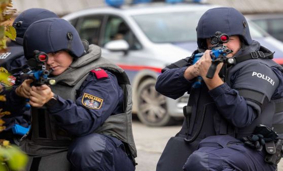 Raubüberfall mit Geiselnahme: Großübung der Blaulichtorganisationen
