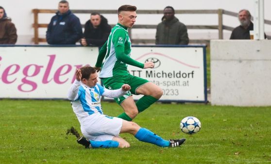 Fußball Derby ASKÖ Kirchdorf gegen SV Grün-Weiß Micheldorf 1b