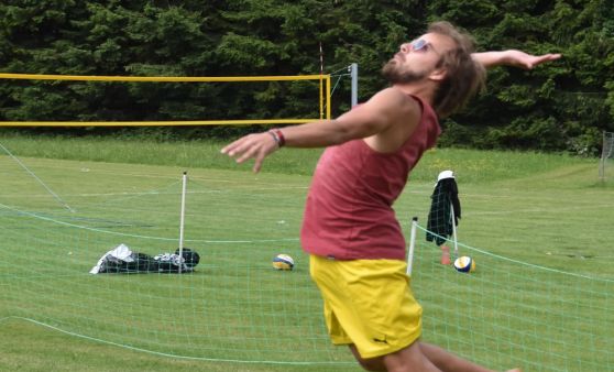 Volleyballturnier mit 16 Teams aus OÖ beim Turnier in Kirchdorf