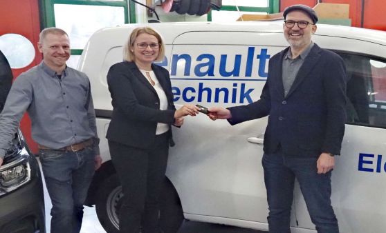 HTL Steyr & Renault Österreich: Gemeinsam für E-Mobilität in der Schulausbildung