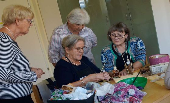 2021.11.05/06 Kurs für (Krippen)Ankleidefiguren