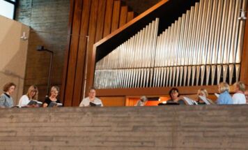 Chor Mix-Dur, Leitung und an der Orgel Ursula Zeilinger