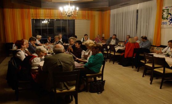 2023.10.05 Monats-Stammtisch: Lesung Margit Margreiter