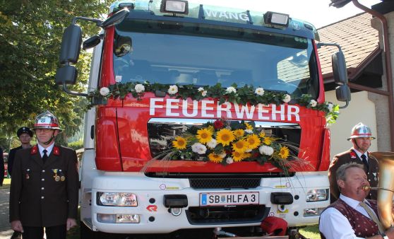 Sicher, Freiwillig, Professionell - Die Freiwillige Feuerwehr Wang feierte 140 Jahre