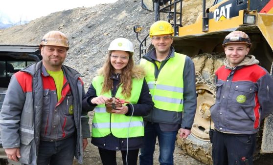 Besonderes Erlebnis für Schülerin: Sie wird „Ehren-Sprengmeisterin“