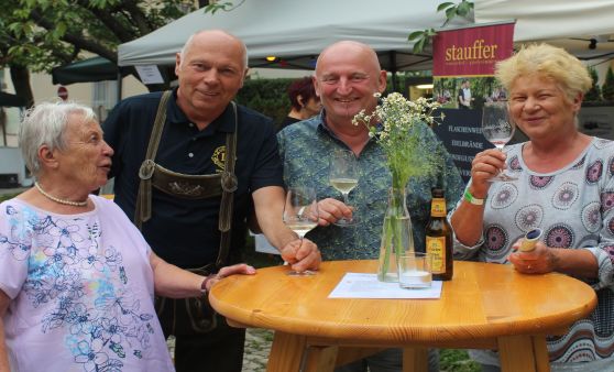 Lions Club lud zu stimmungsvollem Weinerlebnis in Neuhofen ein