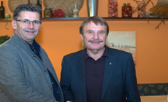 Union Peuerbach / Obmann Franz Ratzenböck übergibt Obmann an Günther Pühringer