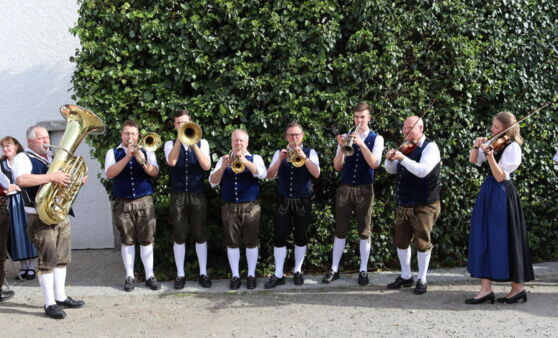 Jubiläumsfeier der Volkstanzgruppe Treubach
