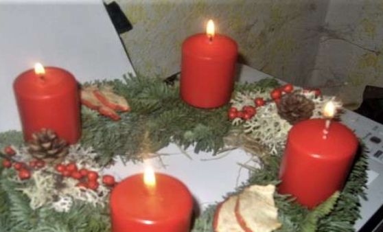 Almtal : Advent, Advent die 4. Kerze brennt.....den es ist nahe der Herr.......