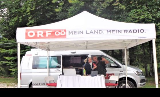 Grünau im Almtal : Das ORF Sommerradio von Radio OÖ machte im Cumberland Wildpark Station.