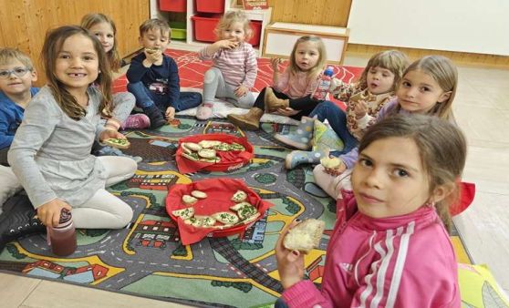 Der Osterhase kam zu den Kinderfreunden Wolfern