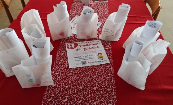 Muttertagsfrühstück bei den Kinderfreunden Wolfern