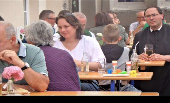 Scharnstein : Festgottesdienst mit Fahrzeugsegnung und Pfarrfest.