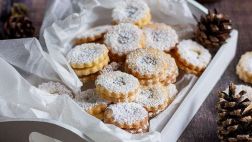 Mürbteigkekse mit Salzkaramell