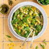Nudelsalat mit Pesto und Mozzarella